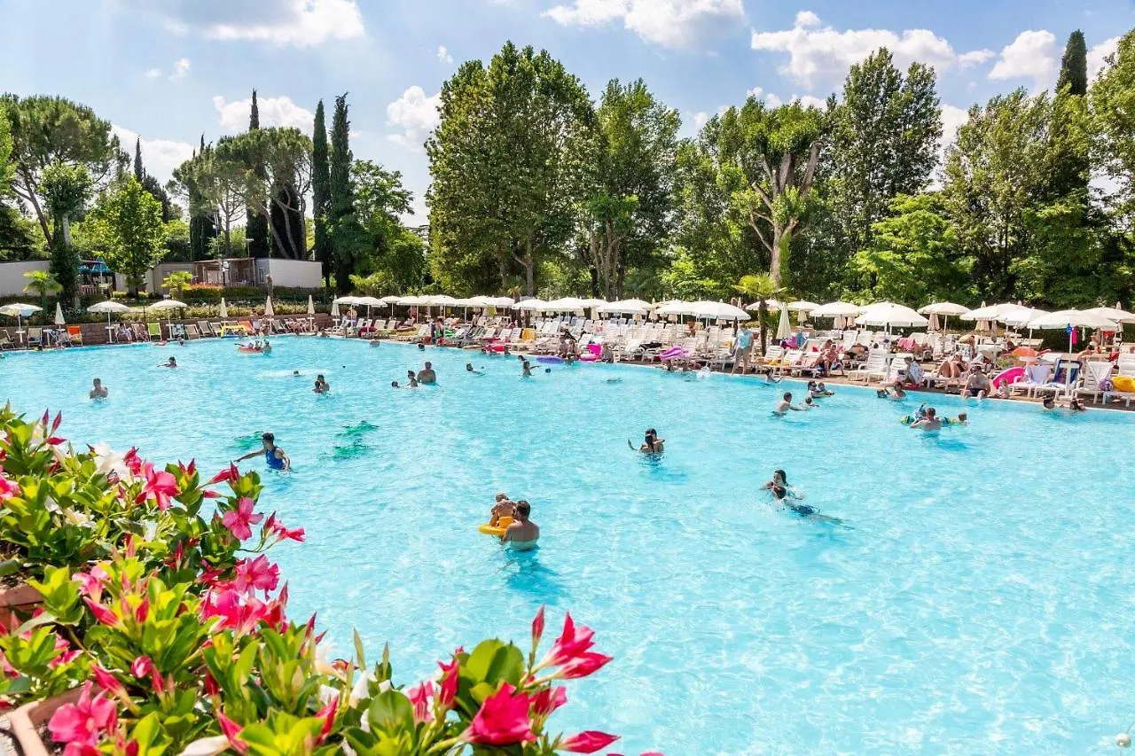 Hu Altomincio Village Valeggio sul Mincio Italien