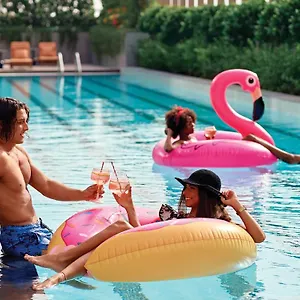 https://revier-hotel-and-suites.dubaihotelsoffers.com