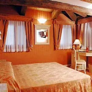 3* Oda ve Kahvaltı Lanterna Di Marco Polo