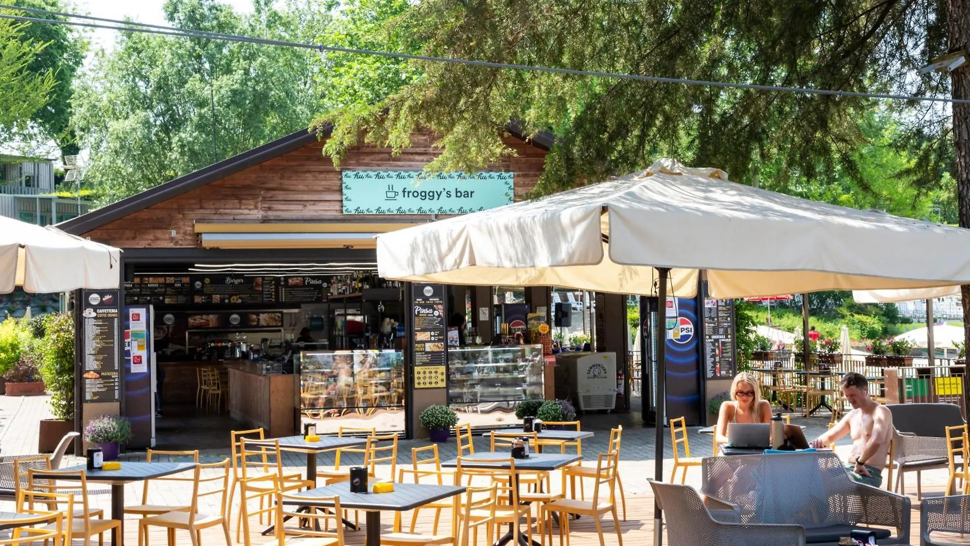 וליג'יו סול מיניציו Hu Altomincio Village 3*, וליג'יו סול מיניציו